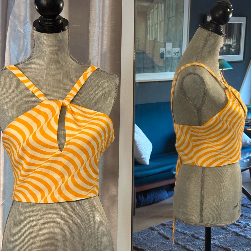 Zara dazzling summertime top!Size L